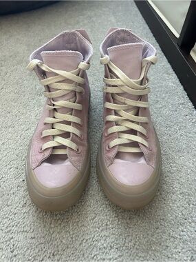 Converse Women’s Light Purple High-Top Canvas Sneakers